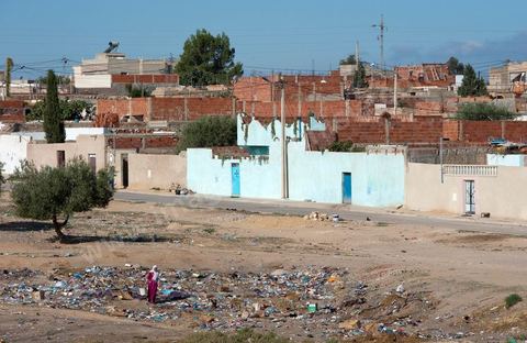 26 septembre 2011 : au coeur des quartiers populaires de la Cité Ezzouhour quartier de la révolution tunisienne à Kasserine