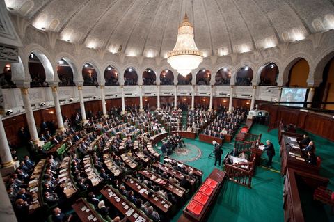 22 novembre 2011 : Première réunion de l'assemblée constituante élue le 23 octobre avce en 1ère séance la présence des 217 députés élus, les membres du gouvernement de Beji CaÎd Essebsi sortant et le Président la République sortant M. Foued Mbazaa. 