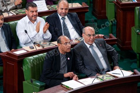 22 novembre 2011 : Première réunion de l'assemblée constituante élue le 23 octobre avec en 2ème séance la seule présence des députés élus et au premier rang et côte à côte M. Hamadi Jebali, futur premier Ministre et Moncef Marzouki, futur Président de la République