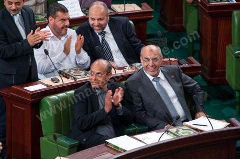 22 novembre 2011 : Première réunion de l'assemblée constituante élue le 23 octobre avec en 2ème séance la seule présence des députés élus et au premier rang et côte à côte M. Hamadi Jebali, futur premier Ministre et Moncef Marzouki, futur Président de la République