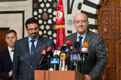 5 janvier : Conférence de presse avec M. Rafik Abdessalem, Ministre tunisien  des Affaires Etrangères et M. Alain Juppé, Ministre français des Affaires Etrangères lors de la Visite de M. Alain Juppé en Tunisie, 1ère visite offcieille occidentale depuis la mise en place du nouveau gouvernement tunisien issu des élections du 23 octobre.