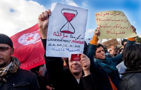 9 janvier 2012 : manifestation à la Kasbah devant le Premier ministère des journalistes qu contestent et refusent les nominations opérées par le gouvernement Jebali, samedi 7 décembre, dans des organes publics d’information.