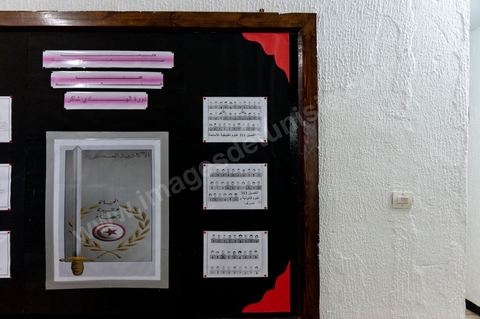 dans les couloirs des réfectoirs de l'Académie militaire de l'aréme de terre à Fondouk Djedid. 