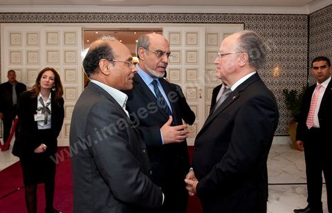 14 janvier 2012 : La Troika des présidents tunisiens, République, Assemblée et Gouvernement, attendent leurs hôtes au Palais des congrès pour la commémoration à Tunis du premier anniversaire de la Révolution tunisienne, le 14 janvier étant la date de la fuite de l'ex Président vers l'Arabie Saoudide. 