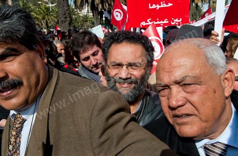 28 janvier : Ahmed Brahim de Ettajdid, les leaders de la nouvelle coalition de l'opposition à Tunis près de 10 000 manifestations se sont réunis à l'appel de la société civile et dela nouvelle coalition politique et d'opposition pour une marche pacifique contre la violence, pour les libertés d'expression et pour défendre et promouvoir les valeurs démocratiques de la Révolution. La contre manifestation classique des militants d'Ennahdha est restée quasi inaperçue face à la masse inportante des manifestants pour "défendre les libertés individeuelles et publiques " et protester contre " la violence et l'extrémisme religieux".