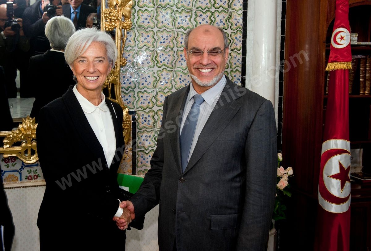M11-733