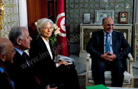 1 février 2012 : Hamamdi Jebali, Mme Christine Lagarde et M. Mustapha Kamel Nabli, Gouverneur de la Banque Centrale de Tunisie lors de la visite en Tunisie de Mme Christine Lagarde, Directrice du FMI, fond mondial internationale. Rencontre avec Hamadi Jebali, premier ministre tunisien.