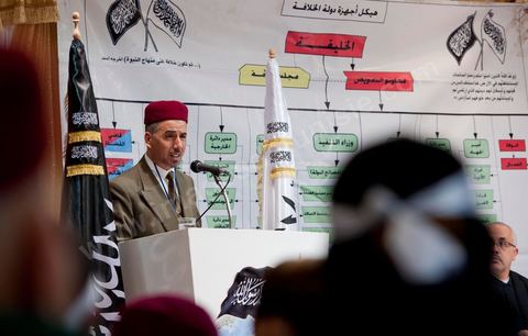 5 février 2011 : à Hammam Ghezaz près de Kelibia, meeting du parti non autorisé Hizb ut-Tahrir avec Ridha Belhadj, porte parole du parti. Toujours dans l’illégalité, Hizb ut-Tahrir, dont le visa a été refusé, persiste et signe en organisant un meeting avec un thème pour le moins osé « La laïcité, guerre contre l’Islam et les musulmans ».