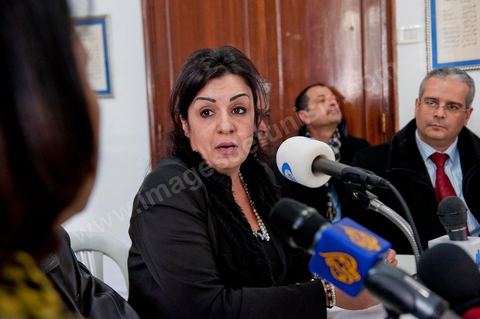 20 février : Maitre Hadhami Bousorra, membre du comité de défense, à la Conférence de presse au syndicat national des journalistes tunisiens avec le cabinet d'avocats qui défend le journaliste Nasreddine Ben Saïda, directeur du journal Attounisia, mis en prison il y a une semaine pour la publication d'une image d'une femme dénudée. Lors de cette conférence de presse le groupe d'avocats ont souligné que Nasreddine Ben Saida a entamé depuis samedi une grève de la faim dans sa cellule de la prison de Mornaguia. Maitre Khaled Krichi a souligné pour sa part que le maintien en prison de son client a été fait sur ordre de l'instruction publique et non suite à une plainte. De ce fait cette affaire est d'ordre politique et non pas juridique.