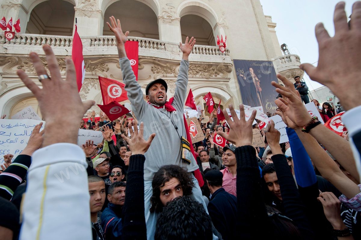 M12-608