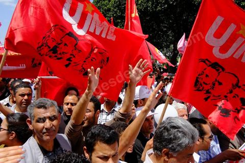 1er mai 2012 sur l'avenue Habib Bourguiba, manifestation des syndicalistes et des travailleurs tunisiens sur l'avenue pour la fête du travail.