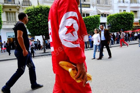 1er mai 2012 sur l'avenue Habib Bourguiba, manifestation des syndicalistes et des travailleurs tunisiens sur l'avenue pour la fête du travail.