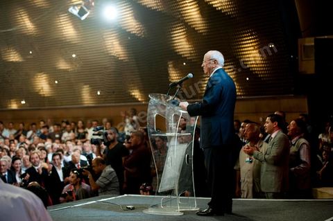 16 juin : Beji Caied Essebsi a annoncé officiellement la création du mouvement politique "Nidaa Tounes" (Appel de la Tunisie) dans un palais des congrès plein à craquer. Au cours de son discours, l'ancien premier ministre a déclaré que l'actuel gouvernement ne peut pas à lui seul sortir le pays de l'impasse. Lors de l’annonce du lancement du nouveau parti, Beji Caied Essebsi a estimé que son but était de réunir tout le monde pour l’intérêt du pays. Il a également insisté pour que l’article numéro un de l’ancienne constitution soit gardé.