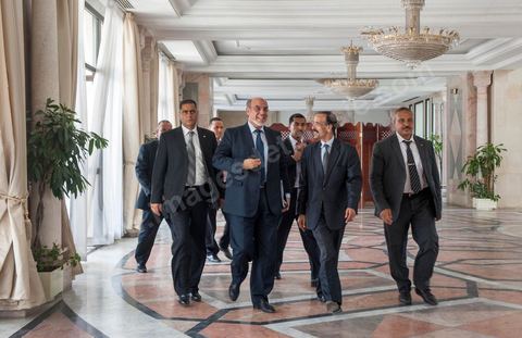 29 juin : Arrivée de Hamadi Jebali à l'assemblée pourséance plénière à l'Assemblée Nationale Constituante avec la présence de Hamadi Jebali, chef du gouvernement, et un grand nombre de ministres. Cette séance plénière a été convoqué pour entendre le gouvernement sur l'affaire de l'extradition de ex-premier ministre libyen Baghdadi Mahmoudi. 
