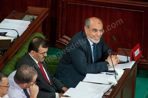 29 juin : Hamadi Jebali (bas à droite) chef du gouvernement, avec à ses cotés Ali Laryedh, ministre de l'Intérieur, Samir Dilou, ministre de la Justice transitionnelle et des Droits de l'homme et Abderrazak Kilani, Ministre des relations avec l'Assemblée à la  séance plénière à l'Assemblée Nationale Constituante avec la présence de Hamadi Jebali, chef du gouvernement, et un grand nombre de ministres. Cette séance plénière a été convoqué pour entendre le gouvernement sur l'affaire de l'extradition de ex-premier ministre libyen Baghdadi Mahmoudi. 