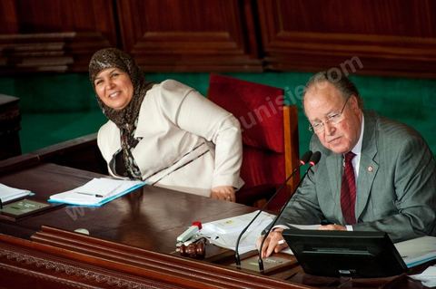 29 juin : Mustapha Ben Jaafar (Ettakatol), président de l'ANC et Meherzia Laabidi (Ennahdha), première vice-présidente à la séance plénière à l'Assemblée Nationale Constituante avec la présence de Hamadi Jebali, chef du gouvernement, et un grand nombre de ministres. Cette séance plénière a été convoqué pour entendre le gouvernement sur l'affaire de l'extradition de ex-premier ministre libyen Baghdadi Mahmoudi. 