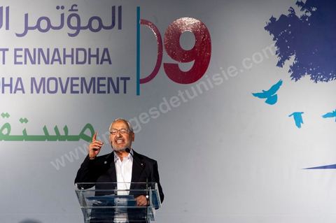 12 juillet : Rached Ghannouchi, président et fondateur de Ennahdha,  lors du 9ème congrès du mouvement islamiste Ennahdha, parti au pouvoir en Tunisie. plus de 10 000 congrèsites pour la grande cérémonie d'ouverture du congrès qui cloturera le 15 juillet.