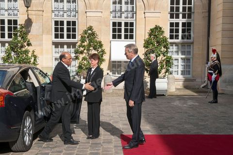 18 juillet : Le président Marzouki est reçu à Matignon par Jean-Marc Ayrault, premier ministre, pour une entrevue au 2éme jour de la visite officielle de Moncef Marzouki, Président de la Républiqye tunisienne à Paris et Marseille