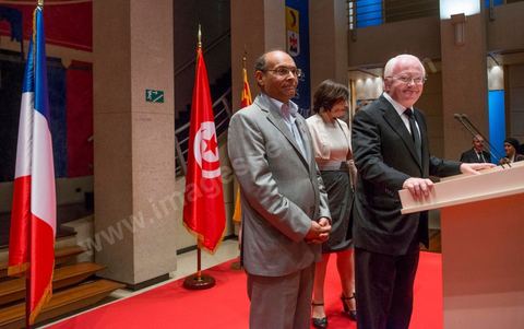 19 juillet : Conférence de presse de Moncef Marzouki au Palais de la Région PACA en compagnie de Marie Arlette Carlott, ministre déléguée aux personnes handicapées et Michel Vauzelle, président d ela région PACA au 3éme jour de la visite officielle de Moncef Marzouki, Président de la République tunisienne à Paris et Marseille.