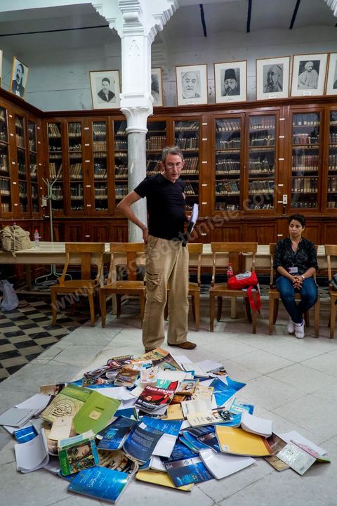 26 septembre 2012 : lecture performance de Mustapha Benfodil sur le thème de l'antilivre à l'ancienne Bibliothèque Nationale dans le cadre de Dream City 2012, "l'artiste face aux libertés" dans la médina de Tunis du 26 au 30 septembre. Au delà de la simple organisation d'une manifestation en espace public, chaque édition de Dream City est le fruit d'une recherche collective menée entre artistes sélectionnées et spécialistes de l'art, de la ville et des sciences humaines.