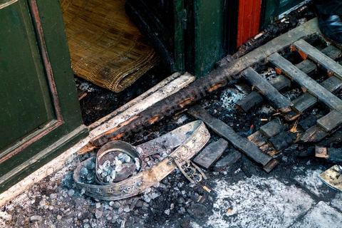 13 janvier : au lendemain de l'incendie criminel du Mausolée de Sidi Bou Saïd El Béji au coeur du village touristique classé au patrimoine mondila de l'UNESCO.