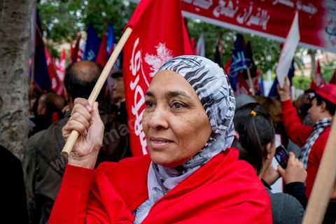 14 janvier 2013 : Militants du parti Al Joumhouri (Parti Républicain). Entre l'avenue Habib Bourguiba et la place du 14 janvier, les tunisiens sont venus commémorer, dans une ambiance politique tendue, le deuxième anniversaire d ela Révolution marqué en 2011 par la fuite de l'ancien président Ben Ali.