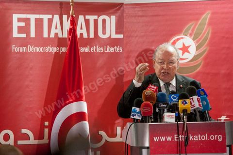 12 février 2013 : Conférence de presse de Mustapha Ben Jaafar, Président de l'Assemblée Nationale Constituante au siège de son parti Ettakatol. Il a annoncé devant la presse que son parti Ettakatol, membre de la coalition gouvernementale, soutenait le chef de gouvernement. " Le pays a besoin d'un nouveau départ, la réconciliation nationale est nécessaire, a-t-il souligné. Ou ça passe, ou ça casse". " Ce mot n'a plus de sens, a ajouté Mustapha Ben Jaafar, interrogé sur la démission des ministres Ettakatol. Ils sont démissionnés".