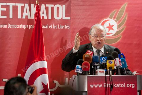 12 février 2013 : Conférence de presse de Mustapha Ben Jaafar, Président de l'Assemblée Nationale Constituante au siège de son parti Ettakatol. Il a annoncé devant la presse que son parti Ettakatol, membre de la coalition gouvernementale, soutenait le chef de gouvernement. " Le pays a besoin d'un nouveau départ, la réconciliation nationale est nécessaire, a-t-il souligné. Ou ça passe, ou ça casse". " Ce mot n'a plus de sens, a ajouté Mustapha Ben Jaafar, interrogé sur la démission des ministres Ettakatol. Ils sont démissionnés".