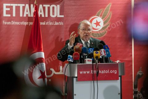 12 février 2013 : Conférence de presse de Mustapha Ben Jaafar, Président de l'Assemblée Nationale Constituante au siège de son parti Ettakatol. Il a annoncé devant la presse que son parti Ettakatol, membre de la coalition gouvernementale, soutenait le chef de gouvernement. " Le pays a besoin d'un nouveau départ, la réconciliation nationale est nécessaire, a-t-il souligné. Ou ça passe, ou ça casse". " Ce mot n'a plus de sens, a ajouté Mustapha Ben Jaafar, interrogé sur la démission des ministres Ettakatol. Ils sont démissionnés".