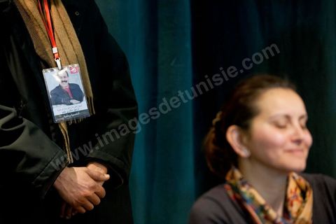 12 février 2013 : Hamma Hammami, leader du Front Populaire tient une conférence de presse à Tunis. M. Hammami s’est dit opposé à une telle initiative, foncièrement « incorrecte tant sur le fond que sur la forme » car, loin de résoudre les problèmes actuels, elle serait susceptible d’en créer d’autres. Il s’est dit, par ailleurs, favorable à la mise en place de réelles solutions alternatives afin d’assurer une éventuelle sortie de crise.