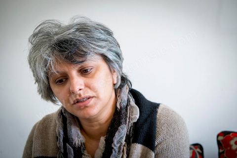 14 février 2012 : Basma Khalfaoui, avocate, femme de Chokri Belaid, leader politique du Front Populaire assassinat devant chez lui à Tunis le 6 février 2013. Une grande femme derrière un grand homme, au lendemain de cet assassinat, les Tunisiens, encore sous l’impact du choc qu’a été cet acte honni de tous ou presque, ont découvert la veuve de Chokri Belaïd, l’avocate Basma Khalfaoui. 