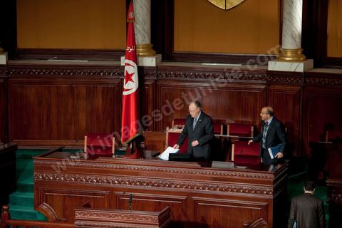 14 février 2013 : Arrivée de Mustapha Ben Jaafar, Président de L'ANC au perchoir de l'assemblée. Convocation d'une séance extraordinaire à l'Assemblée Constituante pour débattre de la situation de crise polituqe en cours suite à l'assassinat de Chokri Belaid et l'annonce d ela formation d'un gouvernement de technocrates par Hammadi Jebali, Premier Ministre