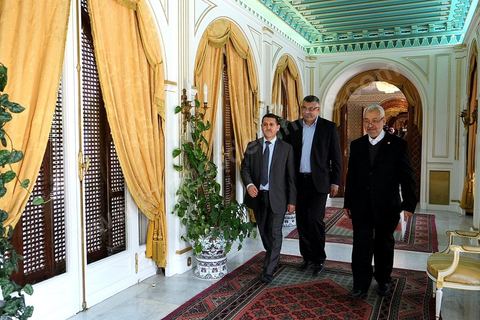 22 février 2013 : arrivée de Rached Ghannouchi, président du parti Ennahdha, venu remettre au Président de la République Moncef Marzouki sa proposition de Premier Ministre. 
