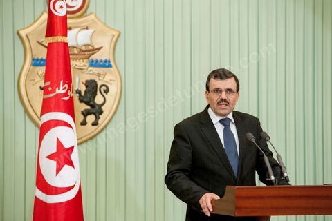 22 février 2013 : Palais Présidentiel de Carthage, Moncef Marzouki, Président de la République, reçoit Ali Laryedh, le nouveau Premier Ministre, choisit par le parti Ennahdha. Le Président remet sa décision au Premier Ministre. Puis intervention de Ali Laryedh. 