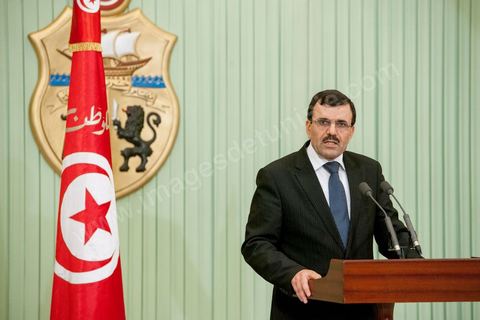 22 février 2013 : Palais Présidentiel de Carthage, Moncef Marzouki, Président de la République, reçoit Ali Laryedh, le nouveau Premier Ministre, choisit par le parti Ennahdha. Le Président remet sa décision au Premier Ministre. Puis intervention de Ali Laryedh. 