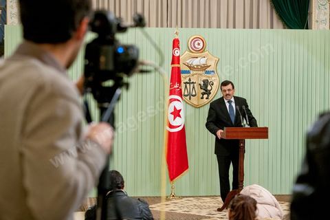 22 février 2013 : Palais Présidentiel de Carthage, Moncef Marzouki, Président de la République, reçoit Ali Laryedh, le nouveau Premier Ministre, choisit par le parti Ennahdha. Le Président remet sa décision au Premier Ministre. Puis intervention de Ali Laryedh. 