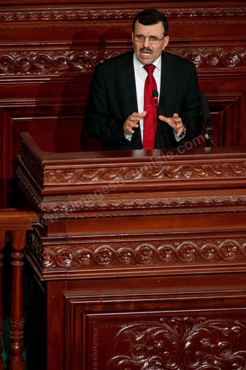 12 mars 2013 : discours de Ali Larayedh, le nouveau Premier Ministre, à l'Assemblée Nationale Constituante, pour l'investiture de son nouveau gouvernement présenté le 8 mars au Président de la République. Dans son discours le premier ministre a posé le programme de son gouvernement de 9 mois, programme politique pour mener aux élections pour la fin 2013,  programme sécuritaire, relance économique et lutte contre le chômage.
