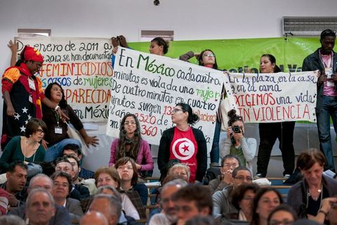 26 mars 2013 : ouverture du premier Forum Social Mondial (FSM) en terre arabe avec une grande conférence sur la Femme au Campus universitaire d'El Manar à Tunis. Un autre monde possible.