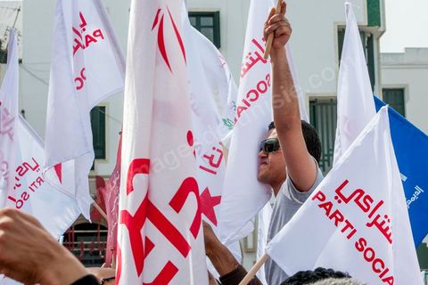 9 avril 2013 : meeting à Bab Souika, quartier populaire de Tunis, de l'Union pour la Tunisie à l'occasion de la journée des martyrs et après la première marche politique  à l'avenue Bourguiba à Tunis de la nouvelle alliance politique "Union pour la Tunisie", regroupant les partis progressistes Nidaa Tounes, Al Joumhouri, Al Massar, Parti Socialiste et Parti Patriotique.