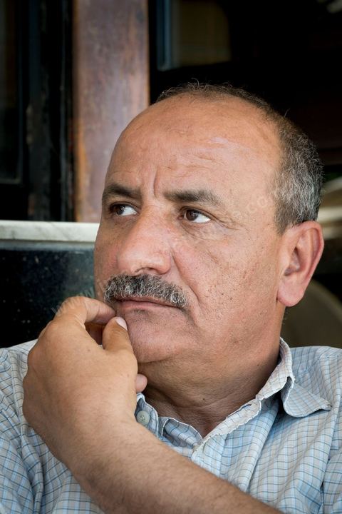 Portrait Mounir Sboui, le père de Amina, la première Femen de Tunisie, actuellement en prison