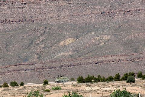 14 juin : les militaires encerclent avec des blindés les 6700 ha du Mont Chambi où sont réfugiés des terroristes islamistes. Le Mont Chambi à Kasserine