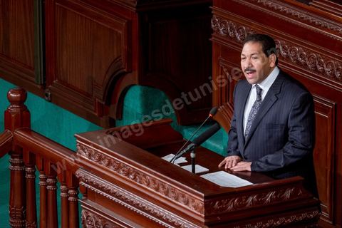 06 août 2013 : discours de Lotfi Ben Jeddou, Minsitre de l'Intérieur, à la  première séance de l'Assemblée depuis l'assassinat du député Mohamed Brahmi. La séance plénière débute par un long hommage au martyr avec prières et discours en présence des députés, hormis les 57 en retrait, du Premier Ministre et des ministres de l'Intérieur et de la Défense qui par leurs discours exposeront la situation dans le pays.