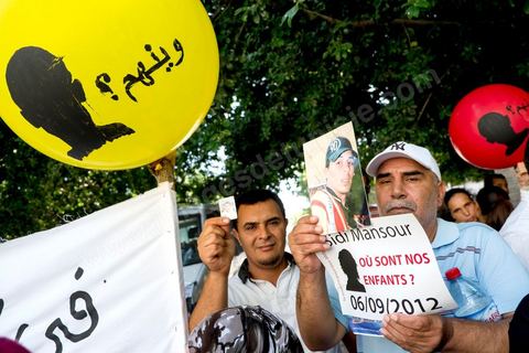 le 6 septembre 2013, une cinquantaine de familles de migrants tunisiens disparus se rassemblent avec des associations devant l'ambassade d'Italie au centre de Tunis pour demander au gouvernment italien le lancement d'une enquête. Suite une rencontre avec le secrétaire général de l'ambassade il leur demandera de voir avec leur gouvernement tunisien. 