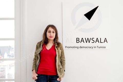 Amira Yahyaoui, Présidente de Al Bawsala, dans les bureau de l'ONG.