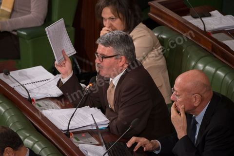 13 janvier 2014, à l'Assemblée nationale constituante, l'examen des articles relatifs au pouvoir juidiciaire donne lieu à une très vive polémique et à plusieurs incidents de séance durant lesquels certains députés sont sur le point d'en venir aux mains.