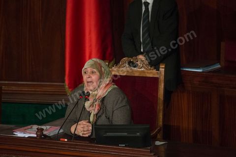 13 janvier 2014, à l'Assemblée nationale constituante, l'examen des articles relatifs au pouvoir juidiciaire donne lieu à une très vive polémique et à plusieurs incidents de séance durant lesquels certains députés sont sur le point d'en venir aux mains.