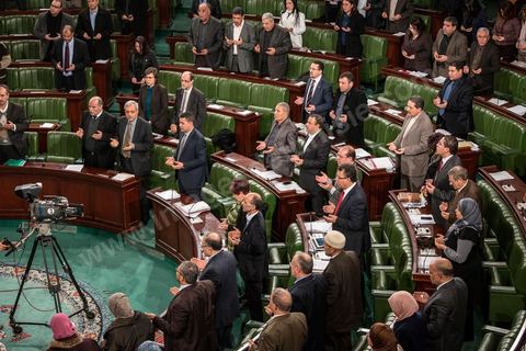 23 janvier 2014 : Prière en mémoire de Mohamed Allouch (élu de Bizerte) décédé dans la nuit du 22 au 23 janvier, à l'issue du vote du dernier article de la Constitution. Du 3 au 23 janvier, les députés de l'assemblée nationale constituante ont examiné, amendé et voté la Constitution article par article. Après plusierus jours très animés, les députés votent en cette soirée les dernières articles, reste plus que le vote solennel prévu le lendemain