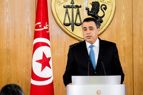 29 janvier 2014 : Discours de Mehdi Jomaa à la cérémonie de passation de pouvoir entre les deux gouvernements sous la direction de Ali Larayedh, premier ministre sortant, et Mehdi Jomaa, nouveau premier ministre. Présence de l'ensemble des membres du gouvernement sortant et du nouveau gouvernement ainsiq que des présidents de parti politique et personnalités politiques. 