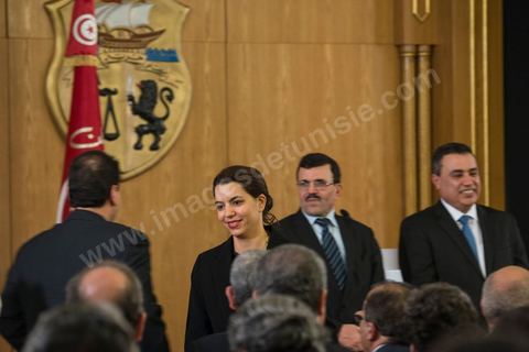 Amel Karboul, Ministre du Tourisme, au centre d'une polémique pour un passage en Israël, lors de la cérémonie de passation de pouvoir au poste de Chef du gouvernement entre Ali Laarayedh et Mehdi Jomaa à Dar Dhiafa, le 29 janvier 2014.