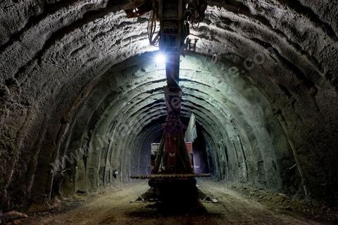 25 avril 2014 : Visite du chantier du Réseau Ferroviaire Rapide de Tunis (RFR) à Tunis. Projet financé par l'état tunisien, l'AFD, la BEI, la KfW et l'UE. Visite conjointe de Laurent Fabius, Ministre des Affaires Etrangères français et de son homologue allemand Frank-Walter Steinmeier à Tunis.